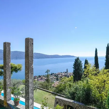 Le Ravere Luxury Mini-resort - A Structure For 12 Villa