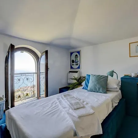 Villa Le Ravere Luxury Mini-resort - A Structure For 12 *