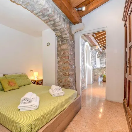 Le Ravere Luxury Mini-resort - A Structure For 12 Gargnano