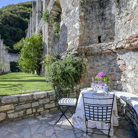 Le Ravere Luxury Mini-resort - A Structure For 12 Gargnano