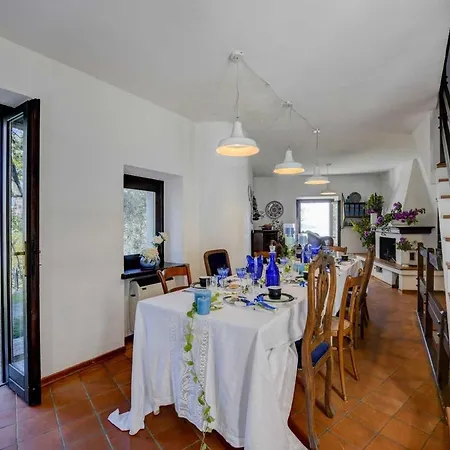 Le Ravere Luxury Mini-resort - A Structure For 12 Villa Gargnano