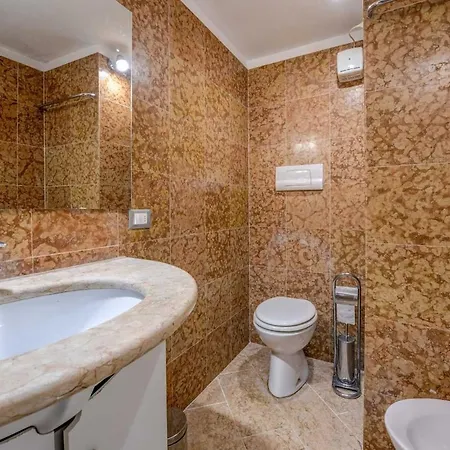 Villa Le Ravere Luxury Mini-resort - A Structure For 12 Gargnano
